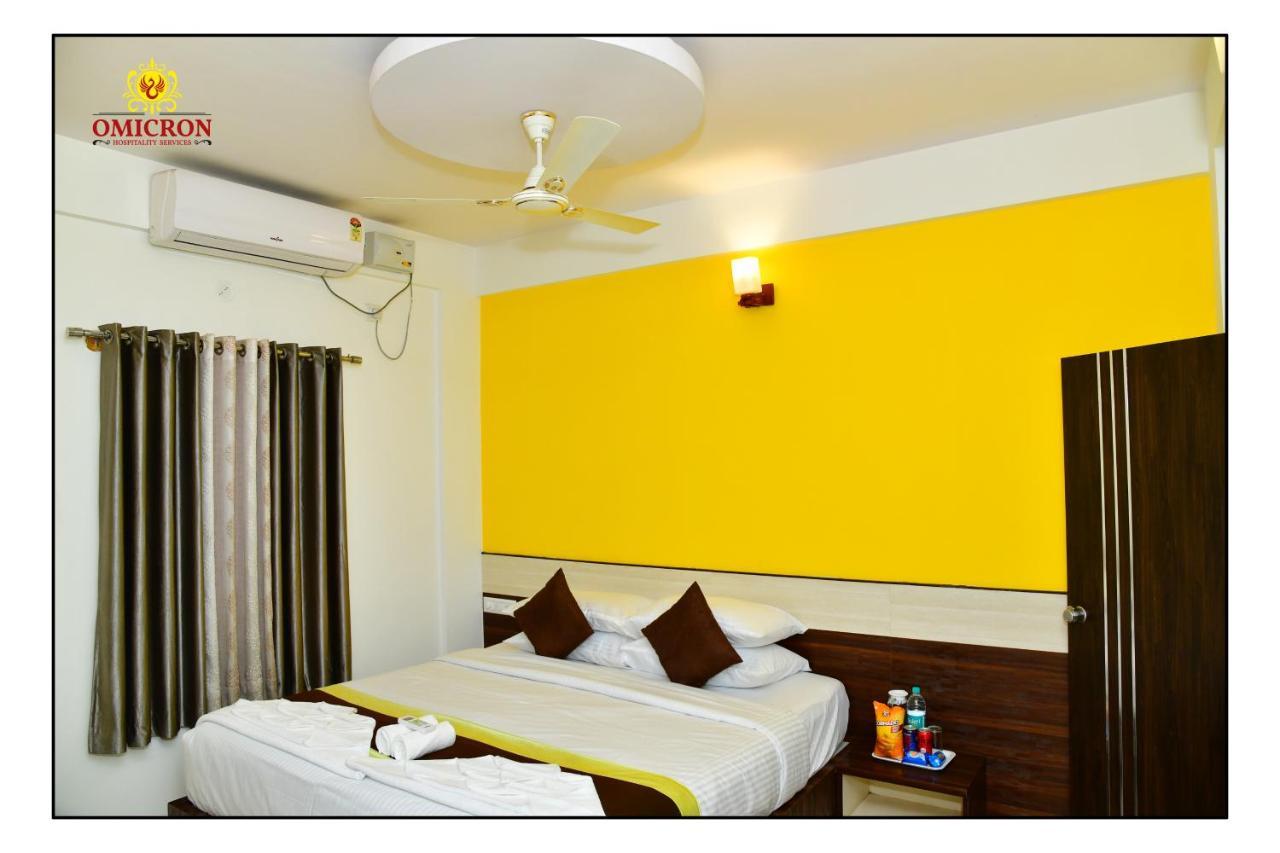 Hotel Omicron 1 BHK Studio room Bangalore Esterno foto